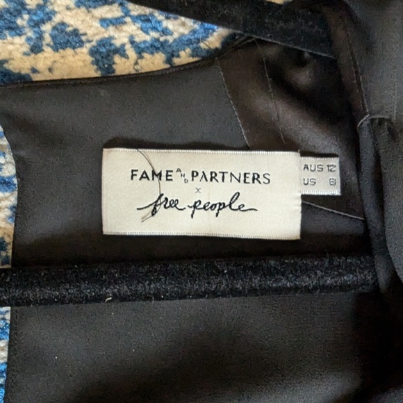 Lovely sequined party dress - Picture 5 of 5